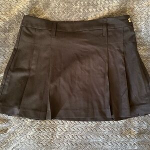 H&M/Divided Black Mini Pleaded Skirt